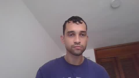 Snapshot of jovenvergonguapo09 chatting on 10.26.25 Van Helsing online show from 10.26.25