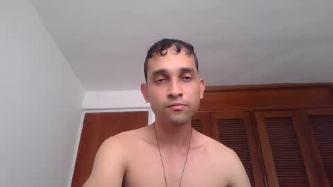 Snapshot of jovenvergonguapo09 chatting on 06.23.26 Van Helsing online show from 06.23.26