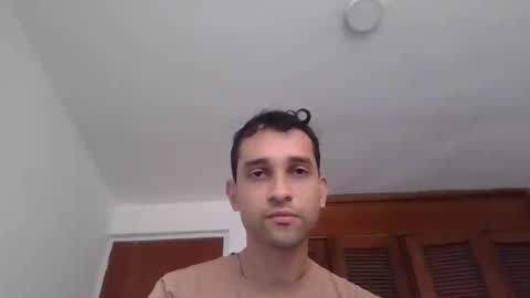 Snapshot of jovenvergonguapo09 chatting on 07.25.26 Van Helsing online show from 07.25.26