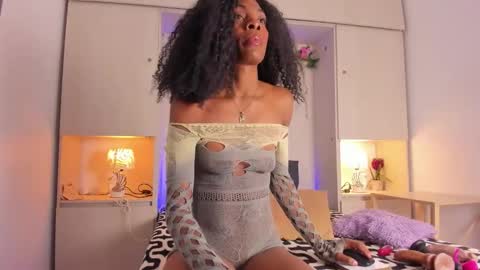 joyceblake online show from 11.06.25