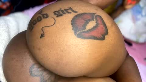 Butterflyass online show from 01.10.25