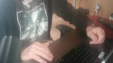 Snapshot of jraiven chatting on 05.29.26 Soy Rai online show from 05.29.26