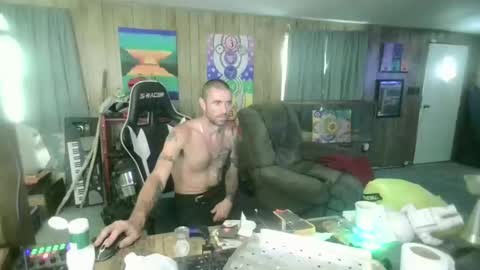 jrizzle1111 online show from 10.08.25