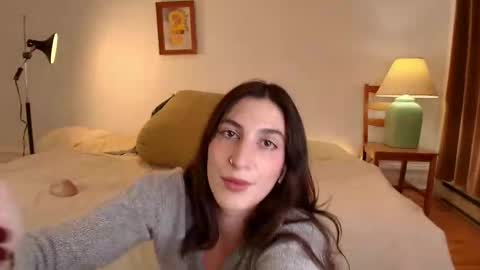 Jsmine  and sometimes Beaulooks online show from 11.25.25