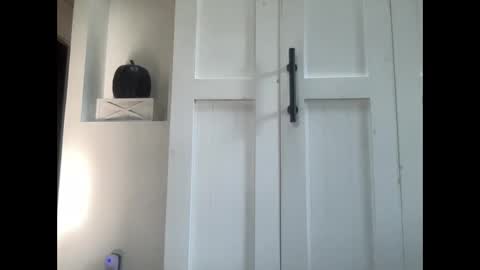 Snapshot of jstenjytheshow chatting on 10.01.25 Just Enjoy the Show online show from 10.01.25