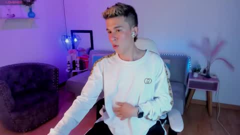 Juandii online show from 02.12.26