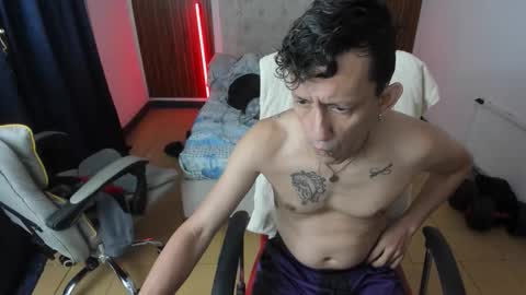 Snapshot of juan_and_luke chatting on 03.23.26 juan_and_luke online show from 03.23.26