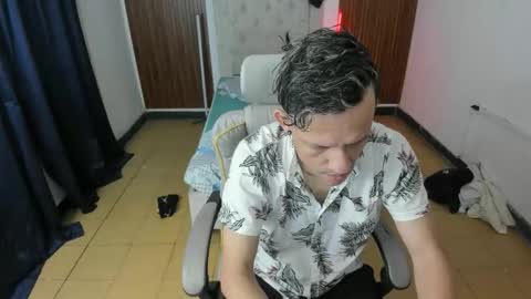 Snapshot of juan_and_luke chatting on 04.09.26 juan_and_luke online show from 04.09.26