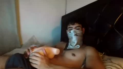 Snapshot of juan_bunny chatting on 08.04.26 lJuanl online show from 08.04.26