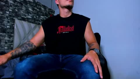 Snapshot of juan_jsmith chatting on 04.30.26 juan_jsmith online show from 04.30.26