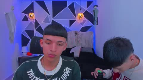 JuanSteven online show from 10.25.25