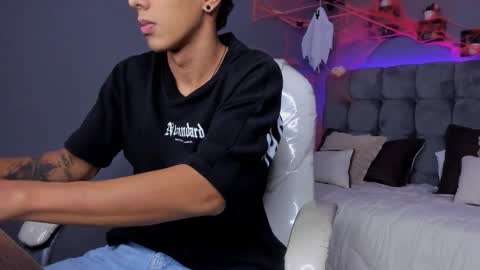 Juan online show from 10.07.25