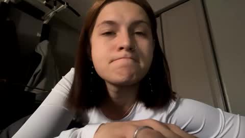 Lola online show from 10.17.25