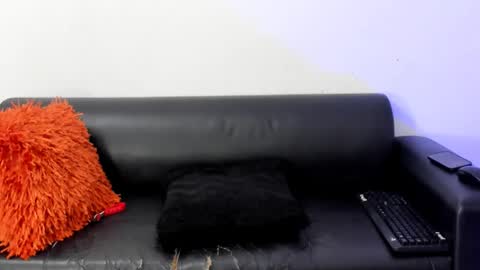 Juan Diego Uribe online show from 03.03.25