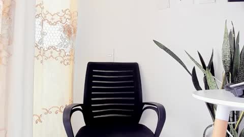 Juan Diego Uribe online show from 12.03.25