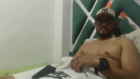 juanfe_style online show from 11.12.25