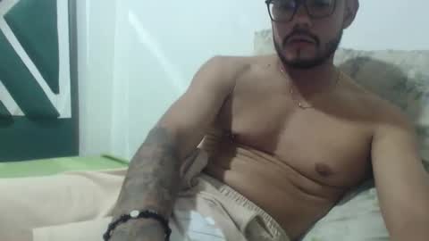 juanfe_style online show from 03.11.26