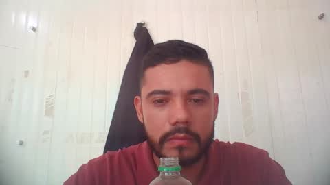 Snapshot of juanfe_style chatting on 05.08.26 juanfe_style online show from 05.08.26