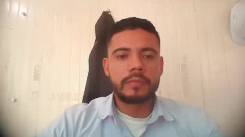 Snapshot of juanfe_style chatting on 05.15.26 juanfe_style online show from 05.15.26