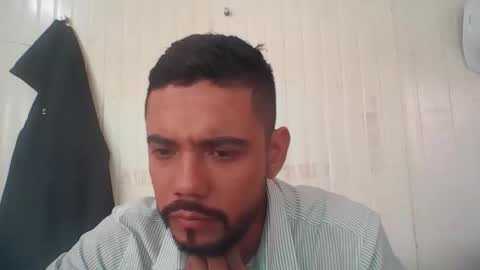Snapshot of juanfe_style chatting on 05.25.26 juanfe_style online show from 05.25.26