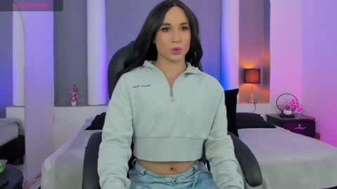 Snapshot of juanita__acosta chatting on 04.28.26 juanita__acosta online show from 04.28.26