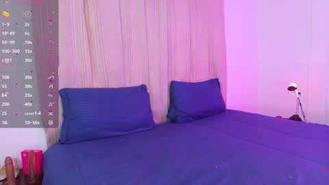 Blue online show from 09.09.25