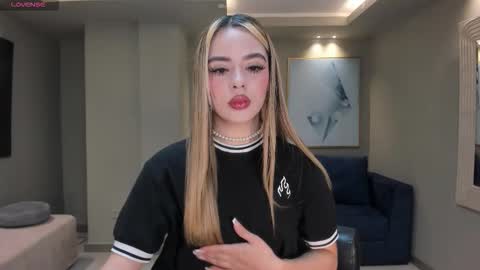 Juanita Clay online show from 09.08.25