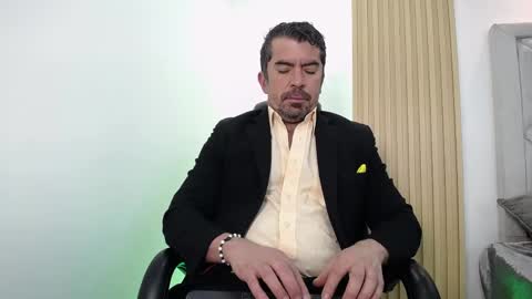 Snapshot of juank_fit45 chatting on 05.02.26 Juan k online show from 05.02.26