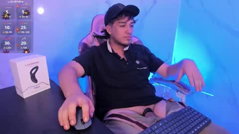 JUAN  online show from 04.10.26