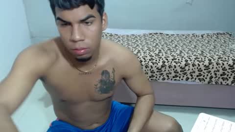 juanse_hot11 online show from 01.15.25
