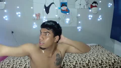 juanse_hot11 online show from 01.15.25