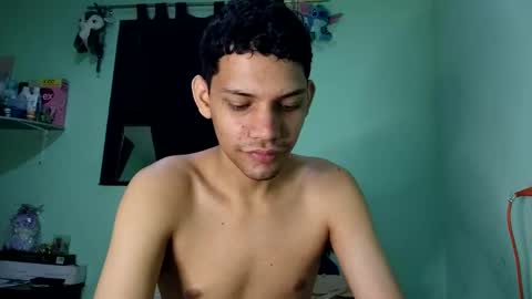 Snapshot of juansuarez204 chatting on 03.05.25 juansuarez204 online show from 03.05.25