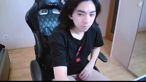 Snapshot of judame_aoi chatting on 12.01.24 Aoi online show from 12.01.24