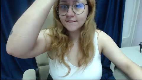 Snapshot of judith_hypnosis chatting on 06.18.26 judith_hypnosis online show from 06.18.26