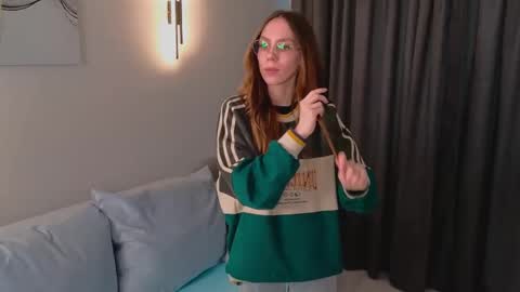 Snapshot of judithmiles chatting on 12.03.25 Emma online show from 12.03.25