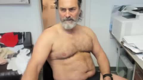 Snapshot of juergenkru chatting on 01.25.25 Giovanni50pro online show from 01.25.25