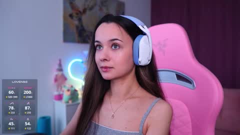 Snapshot of juicy___angel chatting on 11.20.25 Angelina online show from 11.20.25