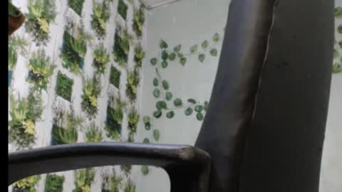 Snapshot of juicy_gold22 chatting on 03.11.25 Mariagold online show from 03.11.25