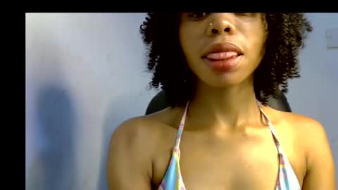 Snapshot of juicy_slut0 chatting on 03.22.26 Champaign online show from 03.22.26