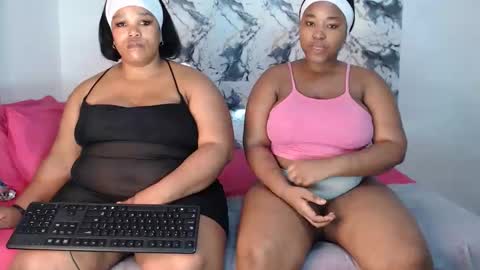 Snapshot of juicyjasminx chatting on 04.16.26 juicyjasminx online show from 04.16.26