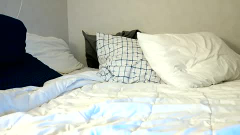 JuicyLaureXXX online show from 09.13.25