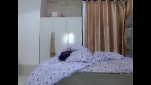 Snapshot of juicyxxxboobs chatting on 12.22.25 juicyxxxboobs online show from 12.22.25