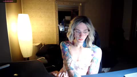 Julia online show from 11.21.25