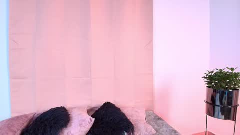 Jules and Gia online show from 10.29.25