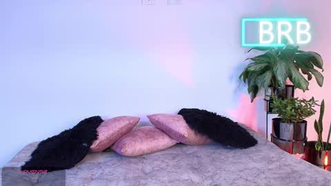 Jules and Gia online show from 02.23.26