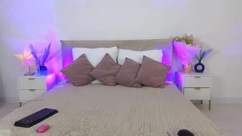 Jules Night online show from 11.05.25