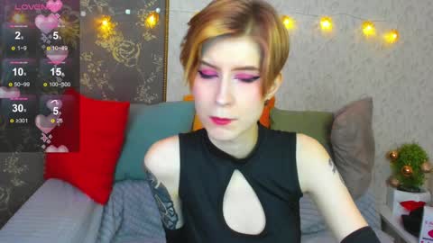 Snapshot of julescrown chatting on 12.06.24 Jules online show from 12.06.24