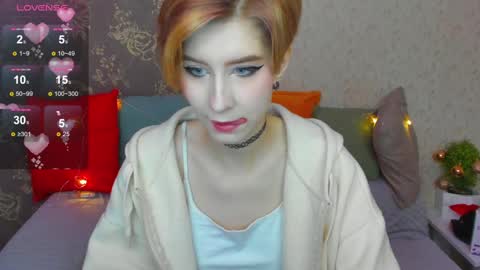 Snapshot of julescrown chatting on 12.09.24 Jules online show from 12.09.24