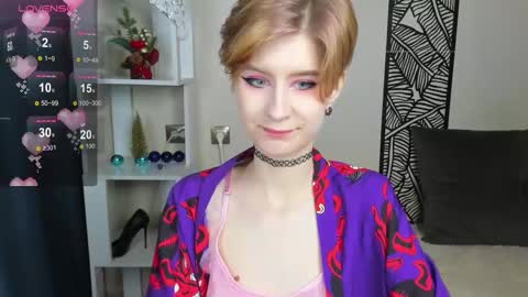 Snapshot of julescrown chatting on 12.14.24 Jules online show from 12.14.24