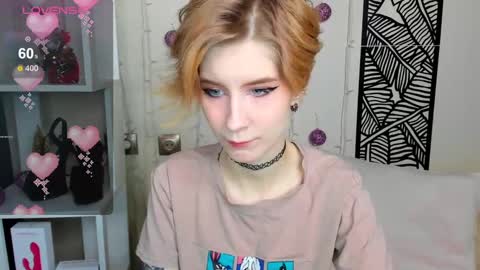 Snapshot of julescrown chatting on 01.18.25 Jules online show from 01.18.25